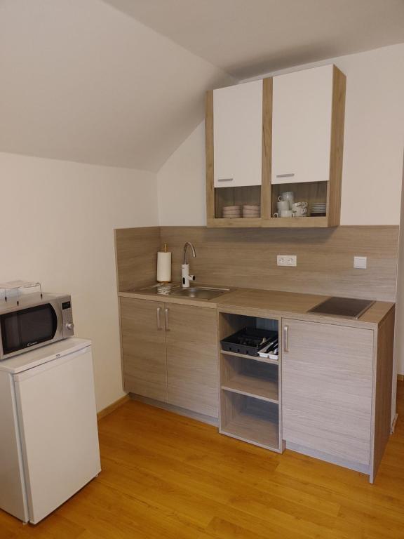 Apartma Katja - B&B Mojstrana
