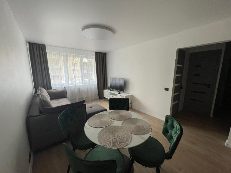 MB Livinga apartamentai Ventos g - B&B Mazeikiai