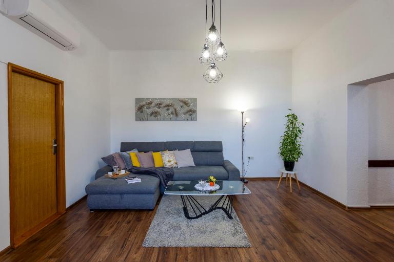 Apartman LeMa - Bed and Breakfast Pula