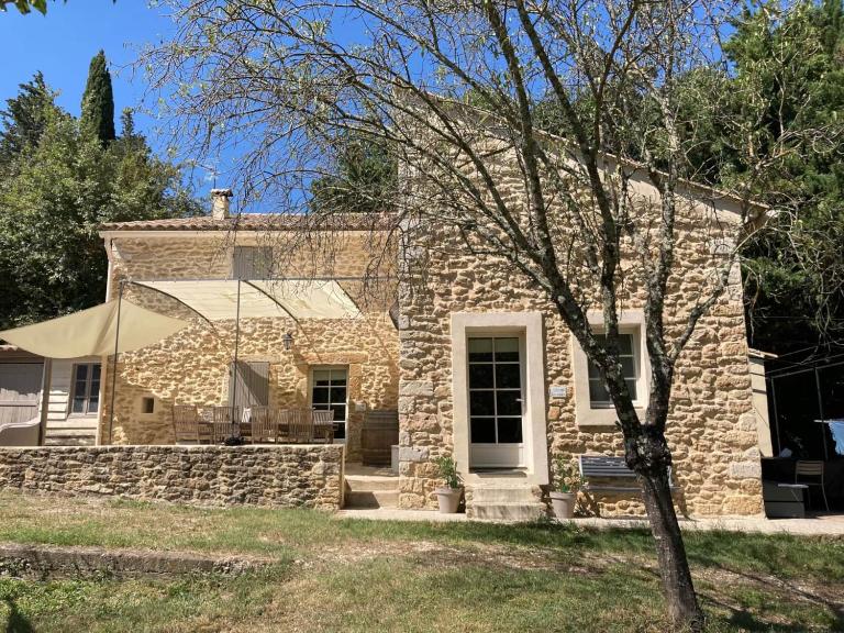 Escale en Provence - Bastide climatisée avec piscine - Chambres d'hôtes Suze-la-Rousse