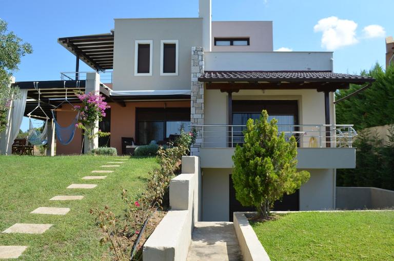 Thea Sea View Private Pool Villa, Nikiti - B&B Nikiti