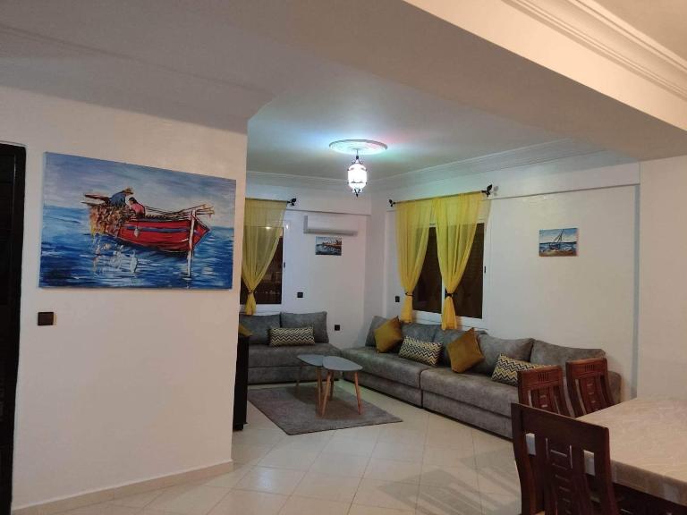 appartement paisible plage et surf - Chambres d'hôtes Tamraght Ouzdar