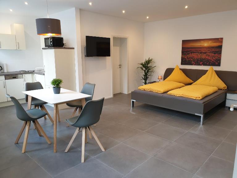 Weingut u. Gästehaus Becker - Ferienwohnung Platten