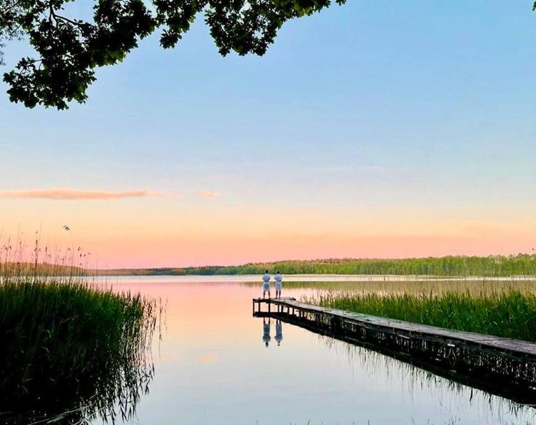 Siedlisko Dziki Gil na Mazurach z prywatną plażą i SPA! - B&B Ruś