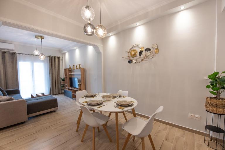 Vicky's Luxury Apartment - B&B Kióni