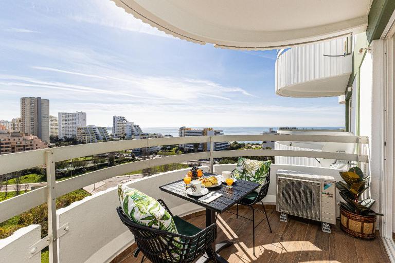 Torre verde 906 by Algarve Golden Properties - Chambres d'hôtes Portimão