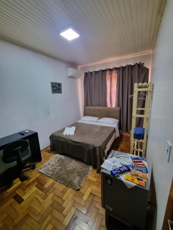 Quarto Na Casa Do Pinheiro - B&B Chapecó