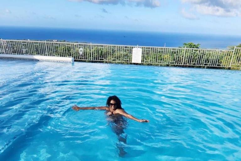 Villa La Rosa with Spectacular view of Ocho Rios - B&B Ocho Rios