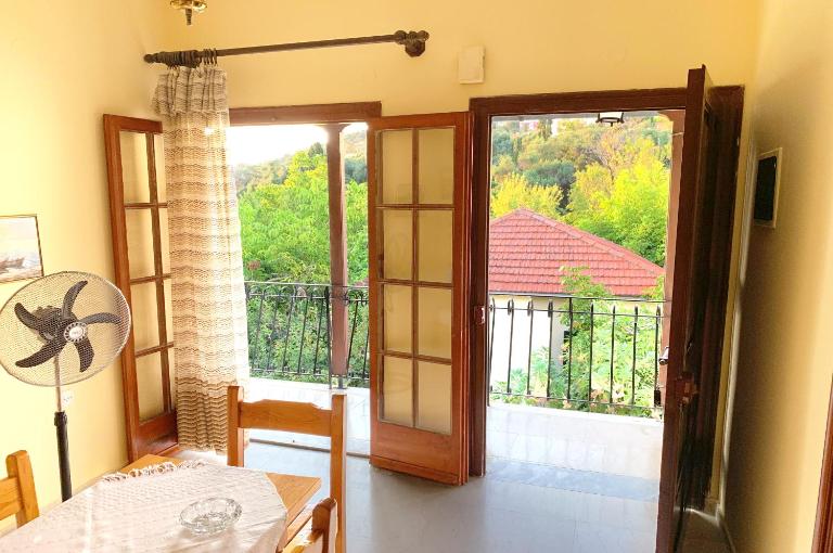 Spiros Apartments on Agios Gordios Beach Corfu Greece - Bed and Breakfast Agios Górdios