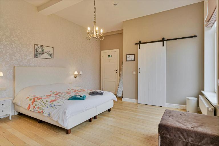 Oud Brouwershof - Bed and Breakfast Alveringem