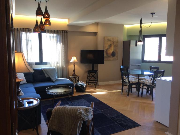 Lovely Refurbished Apartment - Ferienwohnung Nizza
