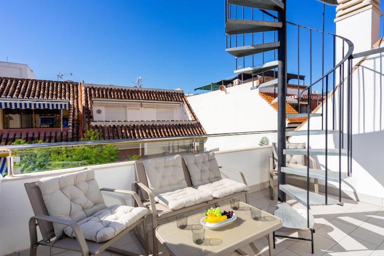 Beachclose Penthouse by Costarentals - Ref 15 - Bed and Breakfast San Francisco