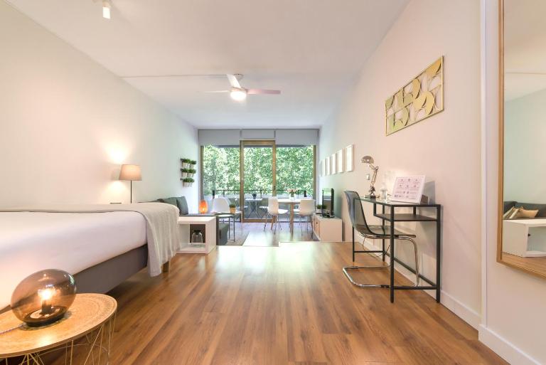 Paseo del Prado I - Estudio con Piscina y Terraza - Ferienwohnung Madrid