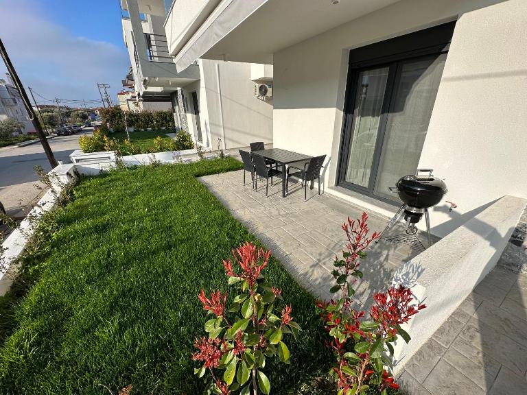 Olea Suites 2 - Chambres d'hôtes Néa Moudhaniá
