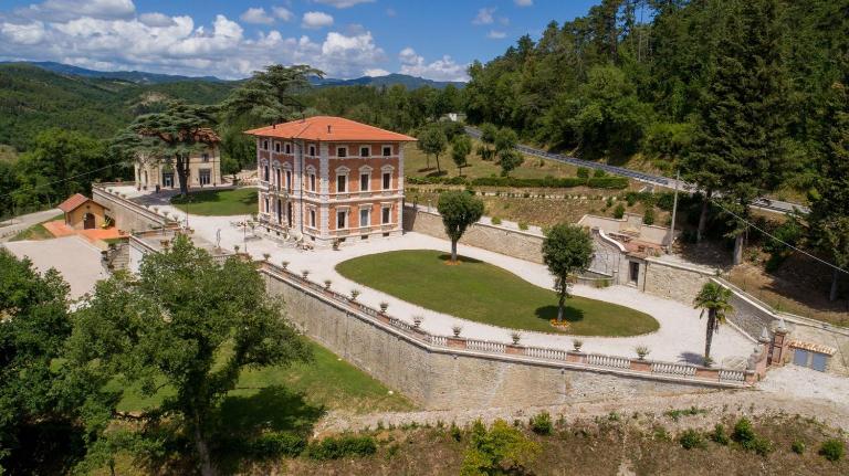 Villa Pasqui 1914 e Limonaia - B&B Città di Castello