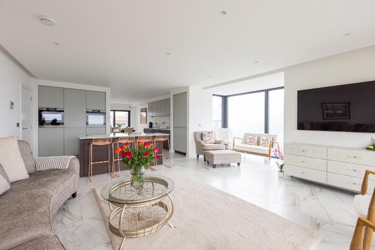 Curran Gate Luxury Serviced Apartments, Portrush - Bed and Breakfast Portrush