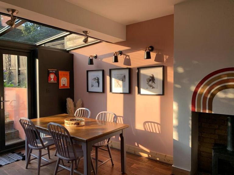 Margate Escape House, sleeps 5-6. Free parking. - B&B Kent