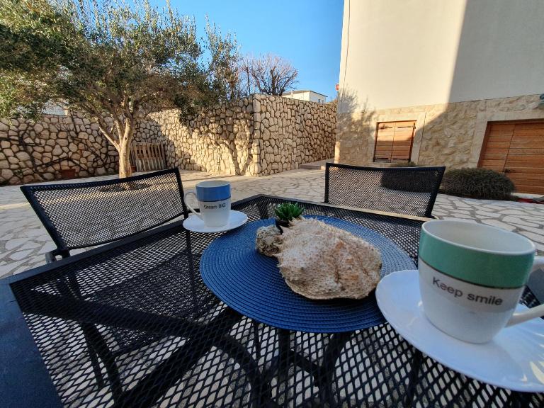 Olive garden Pag studio apartment - B&B Pag