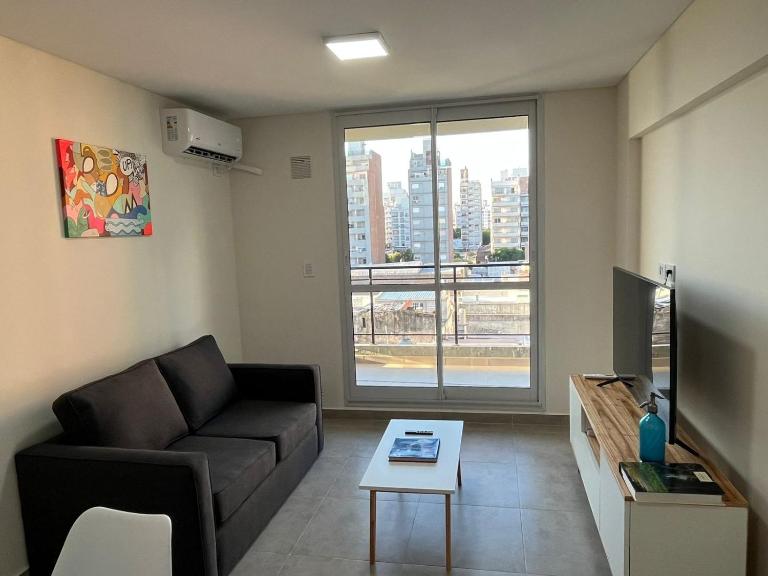 Nuevo, Bellísimo, Confort y muy amplio - 2 Dormitorios, uno en Suite - 2 baños y Pileta !! - B&B Rosario