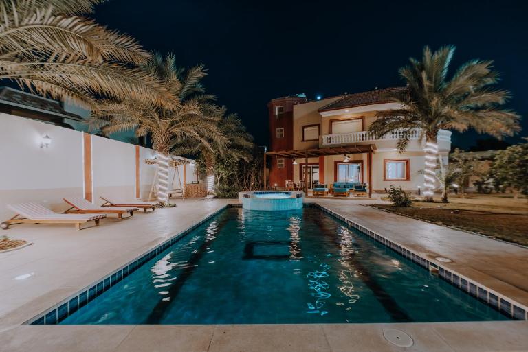 Luxury private villa with pool - B&B Hurgada