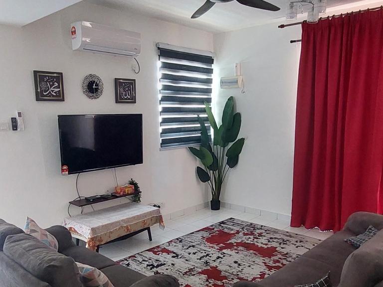 Nur Homestay Residensi Afamosa mslim guest only - B&B Kampong Alor Gajah