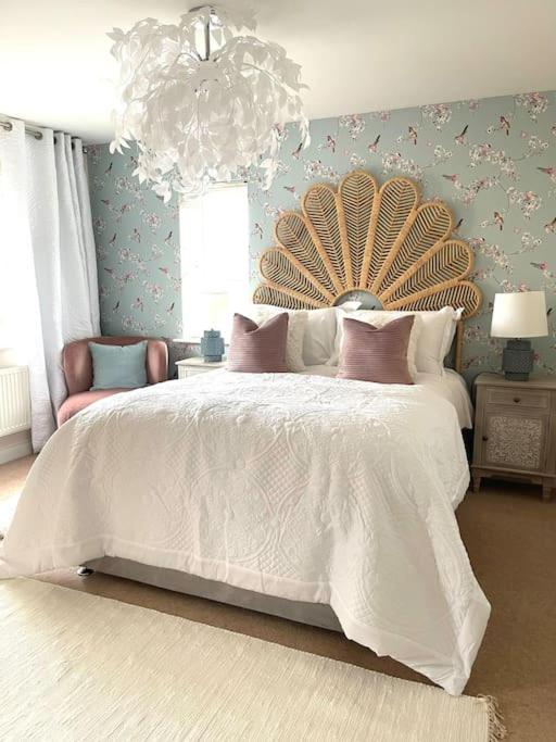 Hibiscus House - Bed and Breakfast Shilton