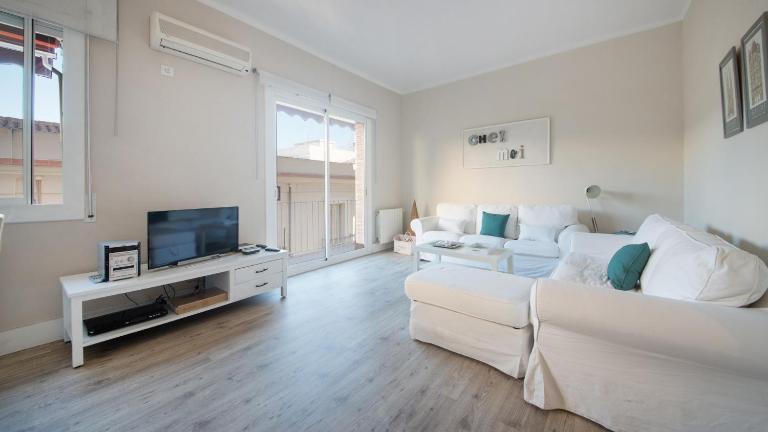 TarracoHomes, TH37 Apartamento Moderno y Familiar Sant Agustí - Bed and Breakfast Tarragona