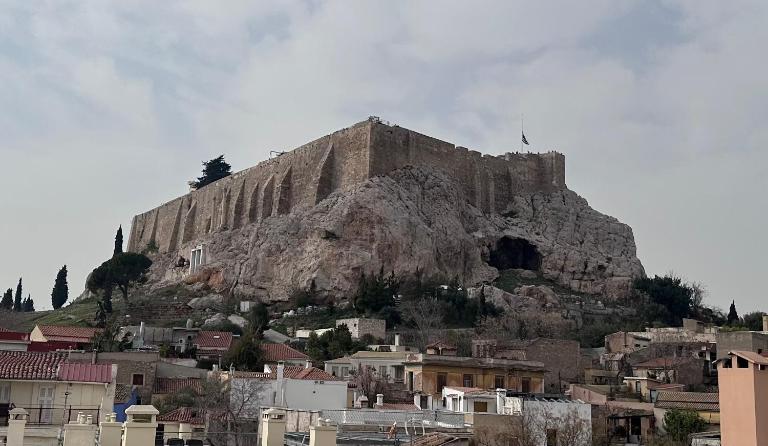 Plaka With Acropolis Rooftop View Access - B&B Atenas