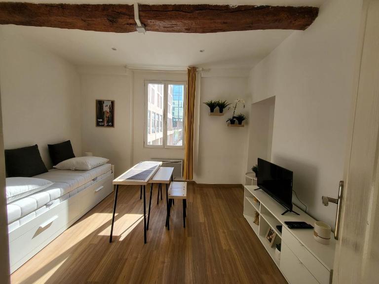 Studio sur le port de Toulon - B&B Tolón
