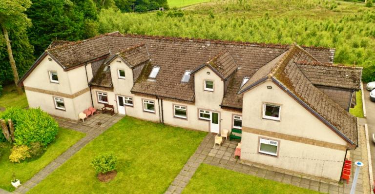 Cunninghame 2 - B&B Beith