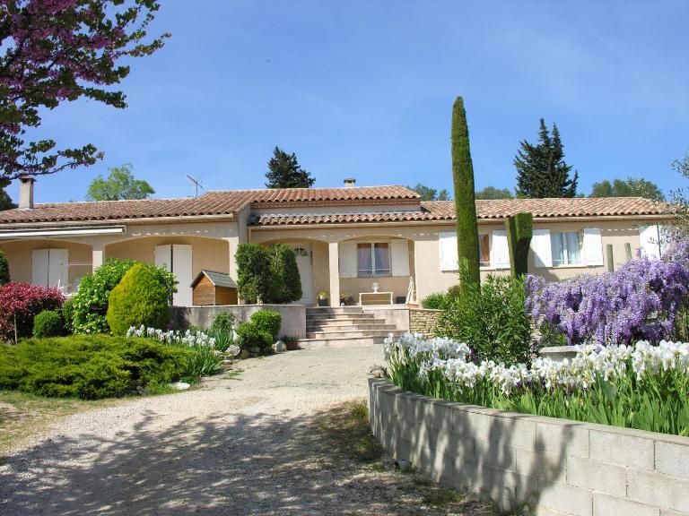 villa les iris - B&B Sernhac