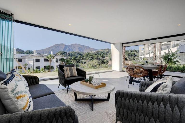 3 Bedroom Ground Floor Apartment @ Estepona Hills! - B&B Estepona