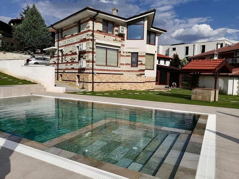 Ракшиева Къща - B&B Glavatartsi