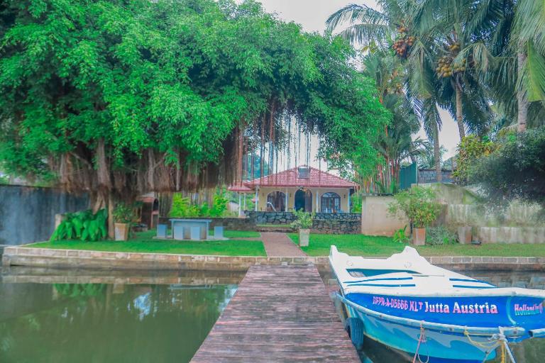 Bentota River Villa - B&B Bentota