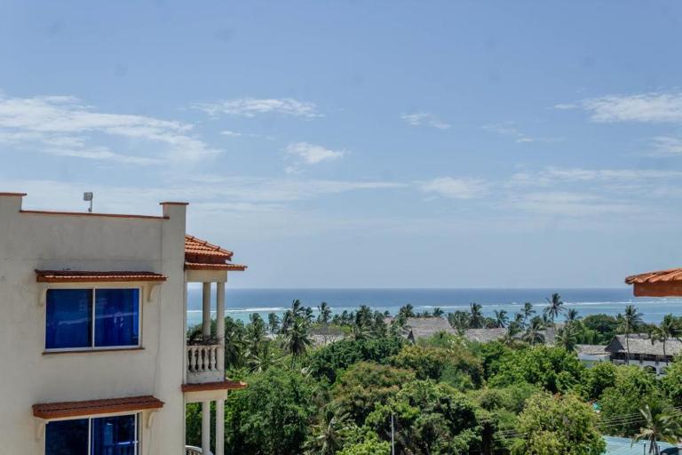 Ikhaya serviced Apartments With Sea View, Nyali - B&B Mombasa