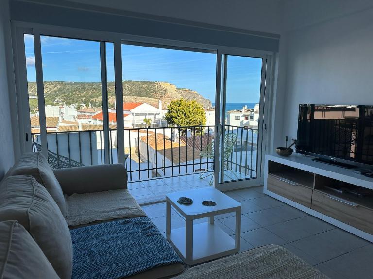 Casa Sea Love Luz - B&B Senhora da Luz