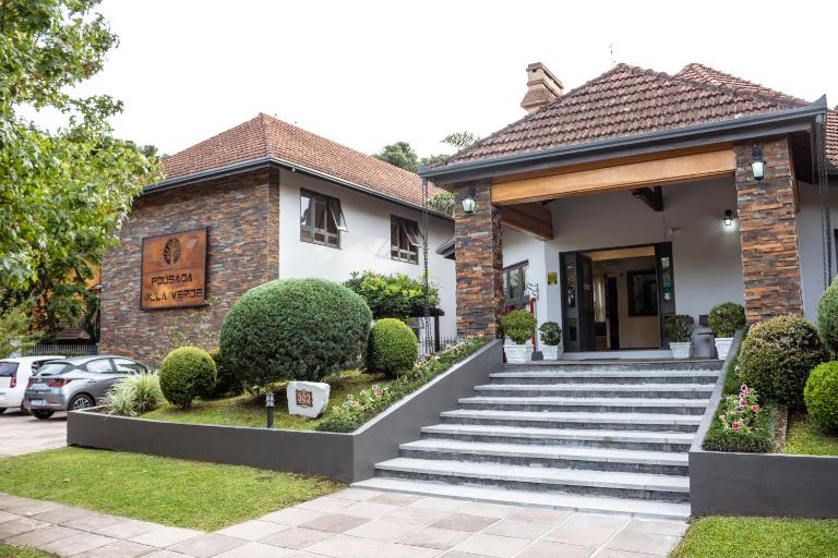 Pousada Villa Verde - B&B Canela