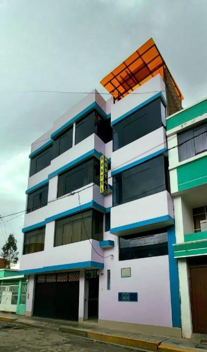 Hostal Los Pinos - B&B Huancayo