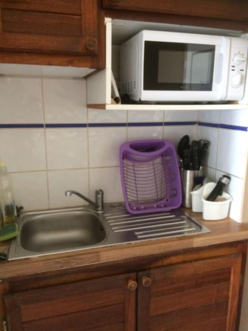 Joli T1 classe 2* avec balcon proche plages - Ferienwohnung Saint-Gilles les Bains