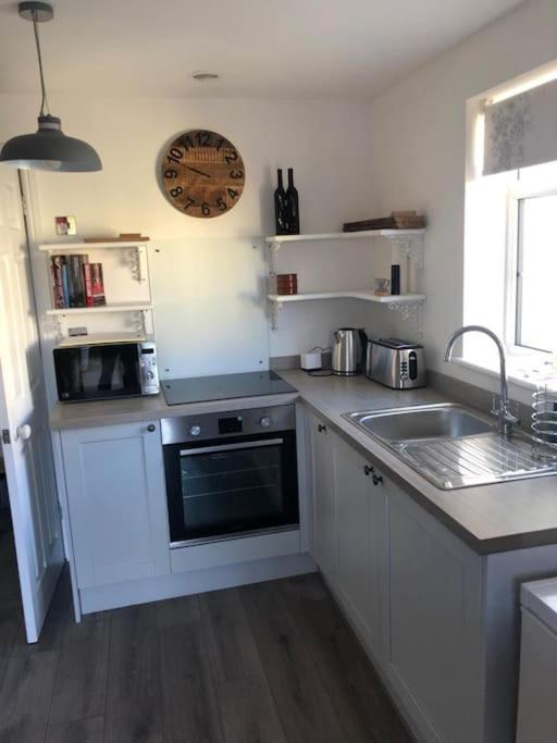 Loughor Annnex, Llangennech , Wales - B&B Llangennech