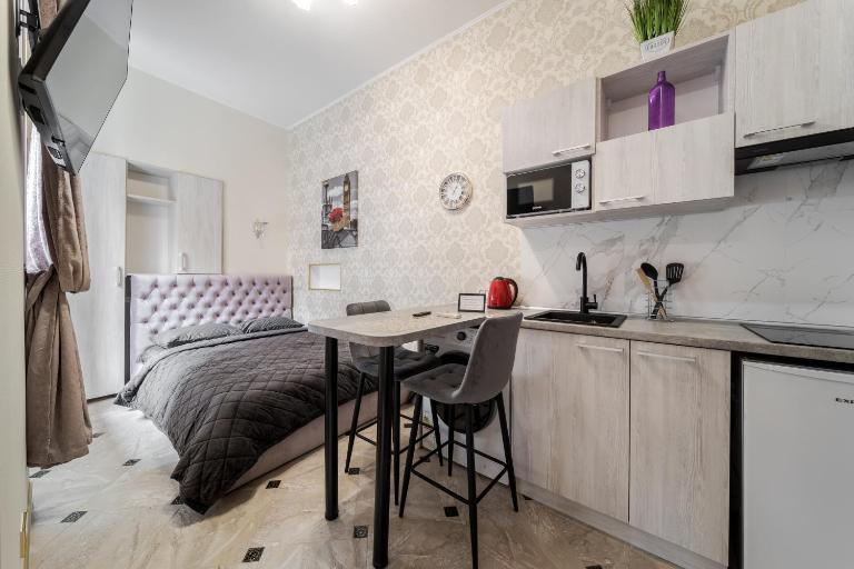 Luxury flat near Opera 2 - B&B Leópolis