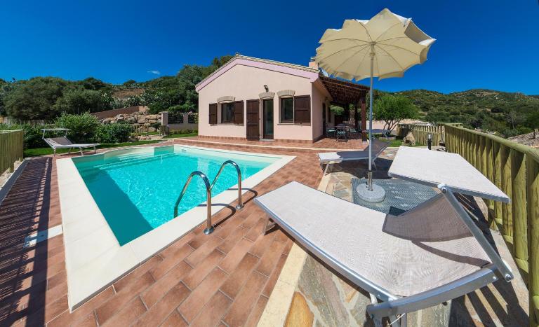 Villa Ara - Bed and Breakfast Torre delle Stelle