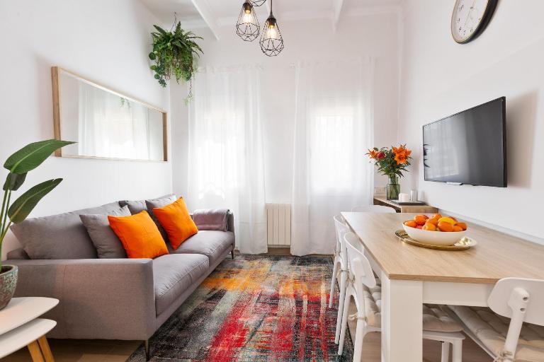 Confort apartamentos en playa, 3 DRM - Ferienwohnung Barcelona