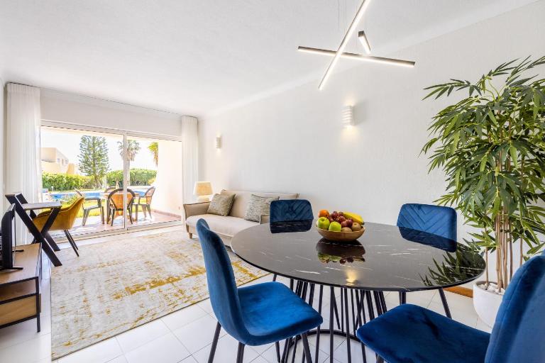 Apartment Henry Matisse, swimming pool - Ferienwohnung Sagres