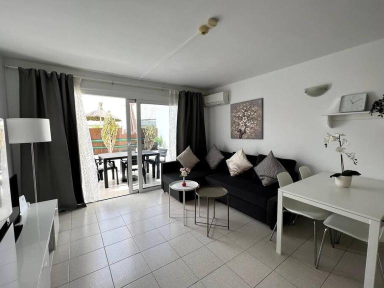 Apartment Lola - cosy & central 1 bedroom apartment - B&B Tías