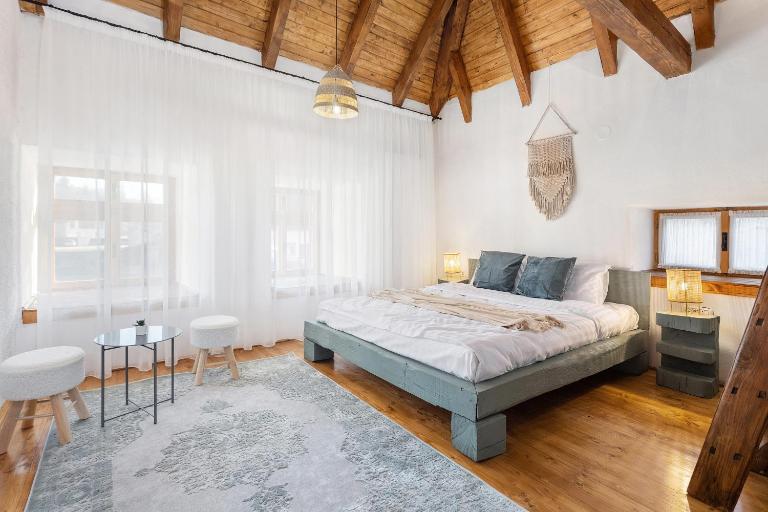 Casa Meburger 279 - Chambres d'hôtes Mercheașa