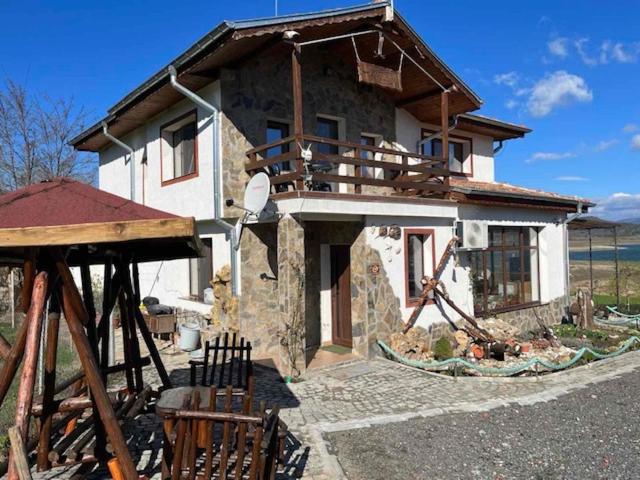 Vila Marina Ilkoni at Jrebchevo dam - Bed and Breakfast Kriva Krusha