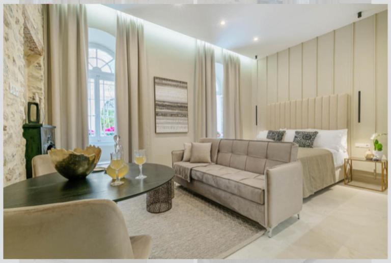 Domus Victoria I - Ferienwohnung Karyófyto