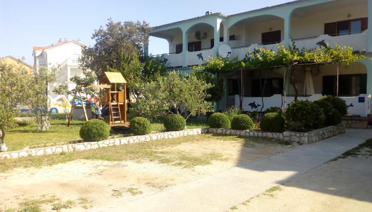 Apartman M&M - B&B Lopar