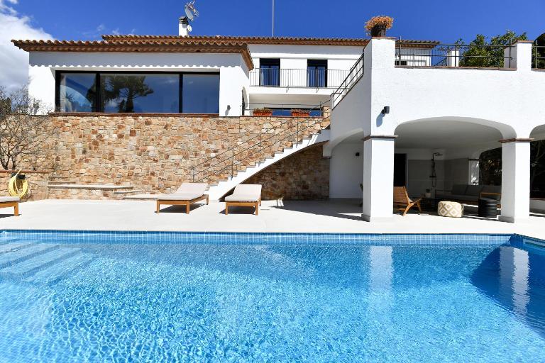 Villa with seaview at Platja d'Aro 12p - Bed and Breakfast Castell-Platja d'Aro